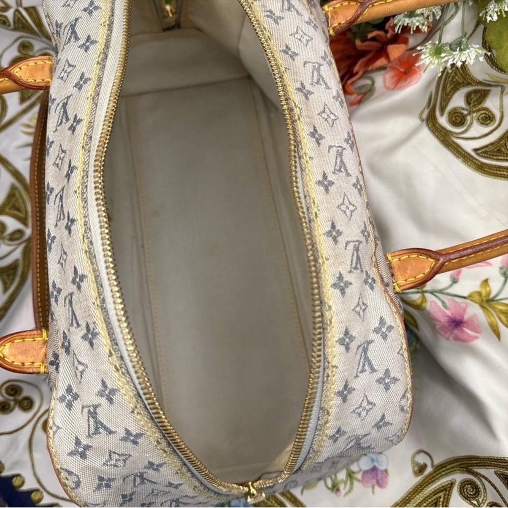 Louis Vuitton Marie gray canvas tote - Picture 10 of 11
